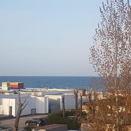 Vila Regal Mamaia Exterior photo